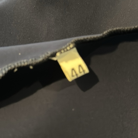 Chiara Boni 🎉host pick🎉la petite robes “Kate” dress with iconic side ruching - Picture 11 of 12